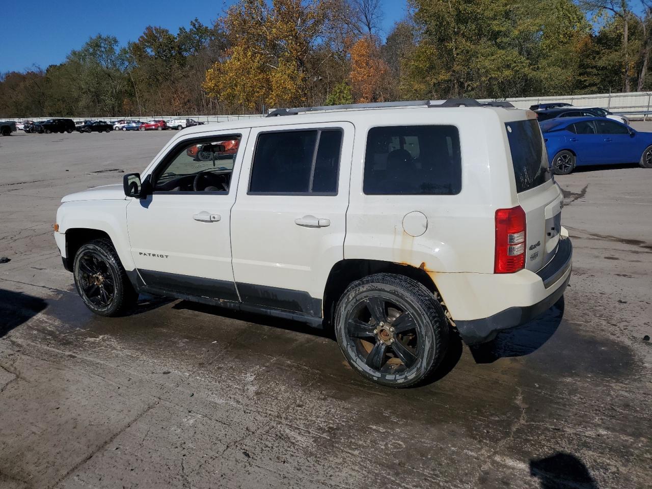 2012 Jeep Patriot Latitude - Фото 2