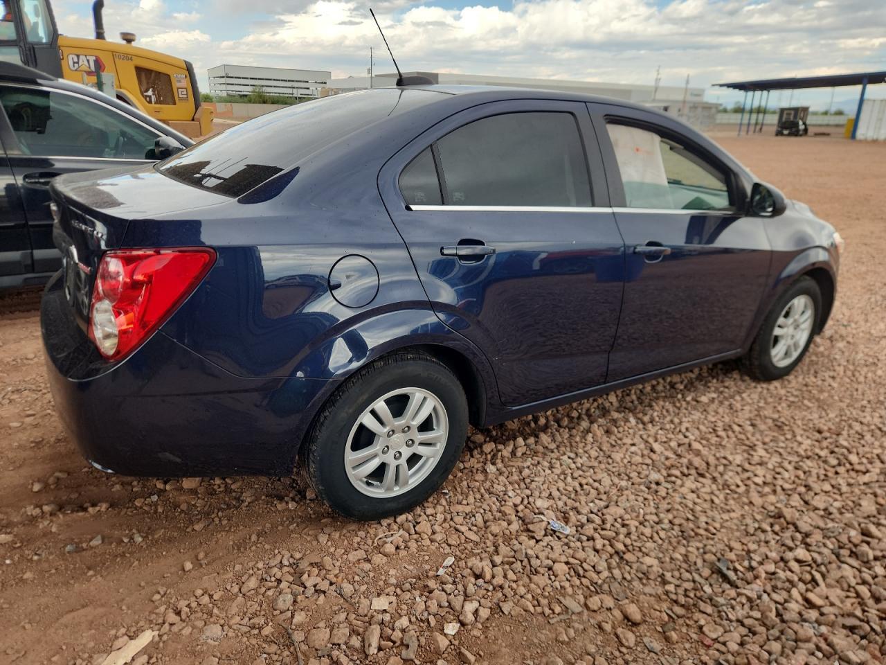 2015 Chevrolet Sonic Lt - Фото 3