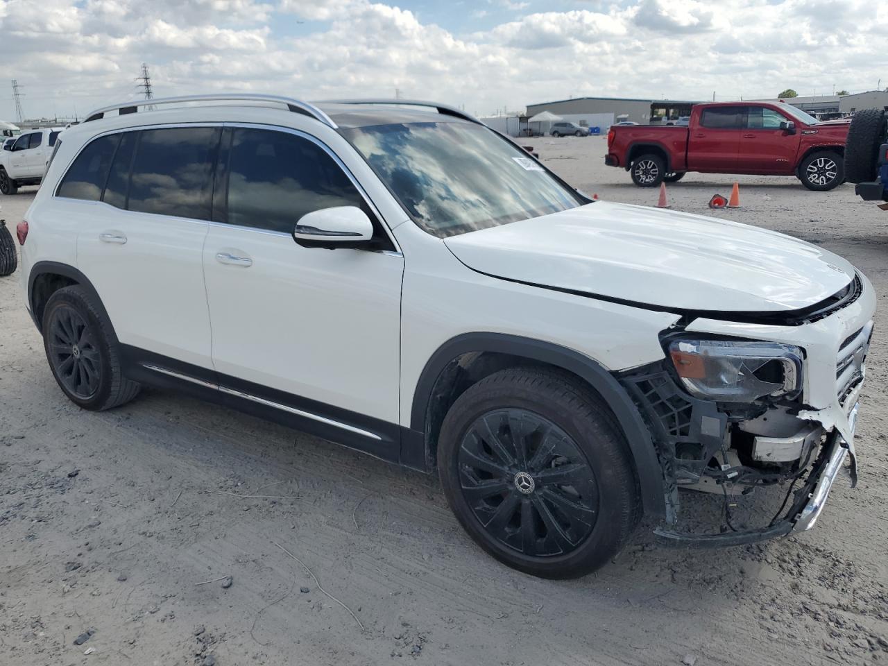 2021 Mercedes-Benz Glb 250 - Фото 4