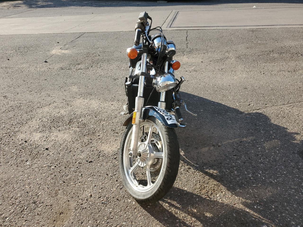 1987 Honda Vf700 C - Фото 2