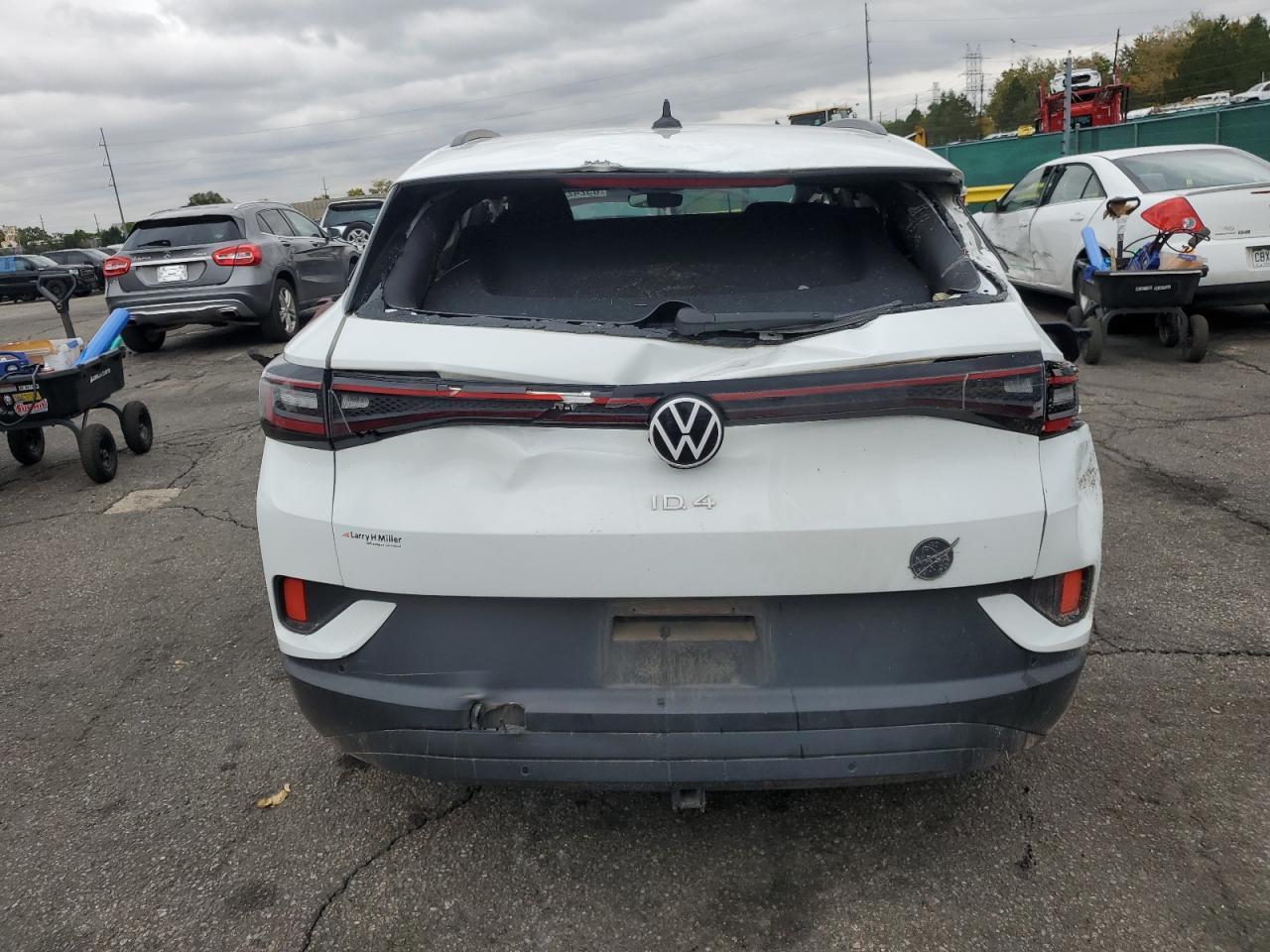 2023 Volkswagen Id.4 Pro - Фото 6