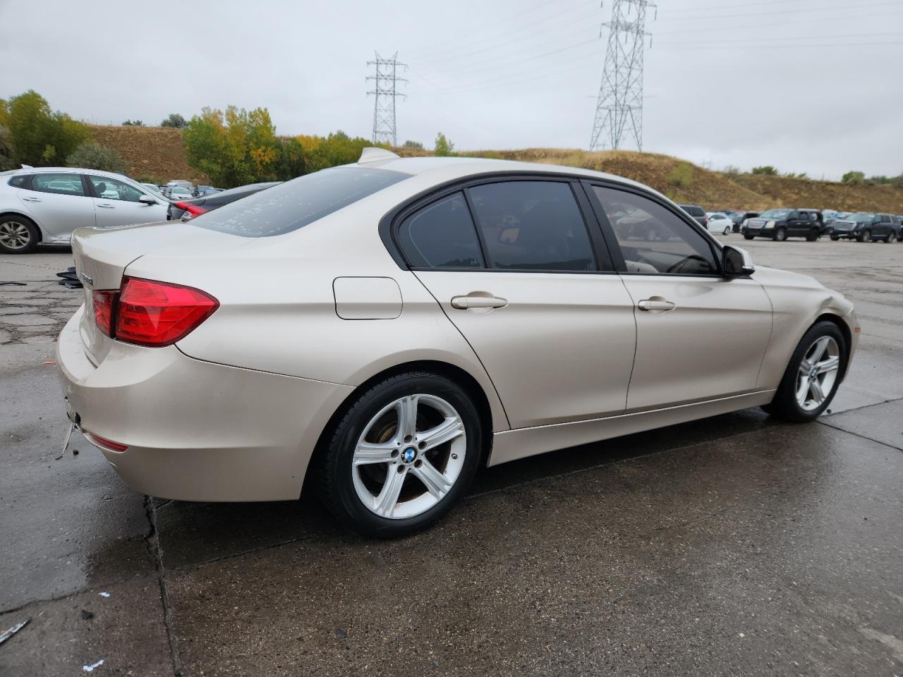 2013 BMW 328 Xi - Image 3