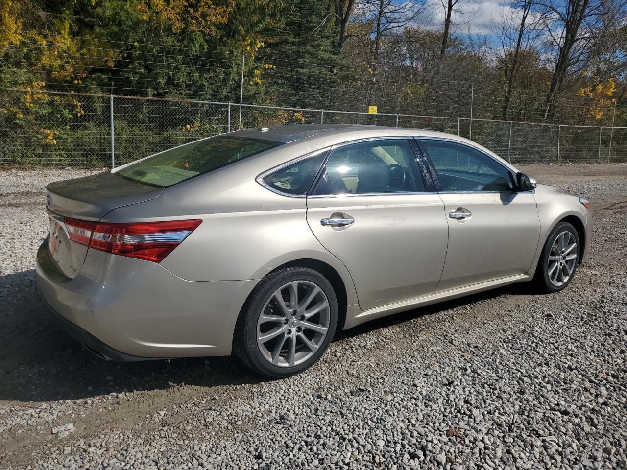 2015 Toyota Avalon Xle - Фото 3