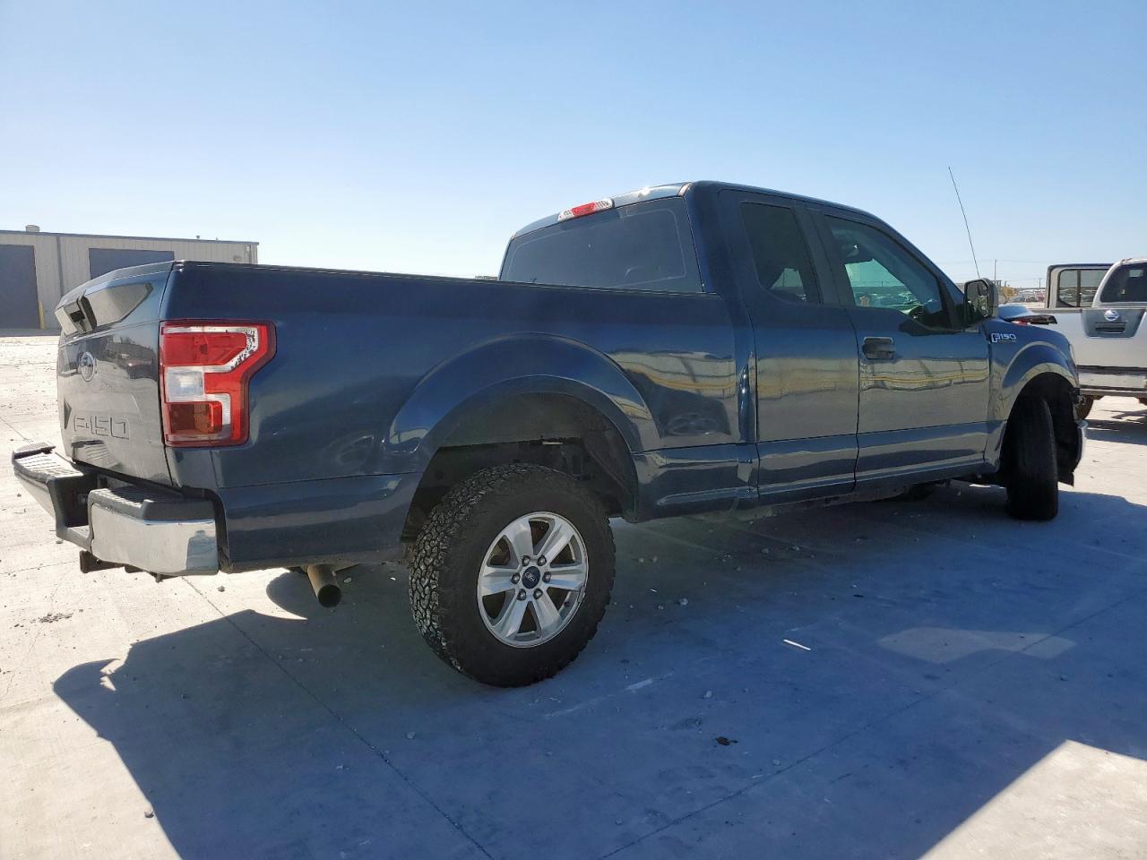 2018 Ford F150 Super Cab - Фото 3