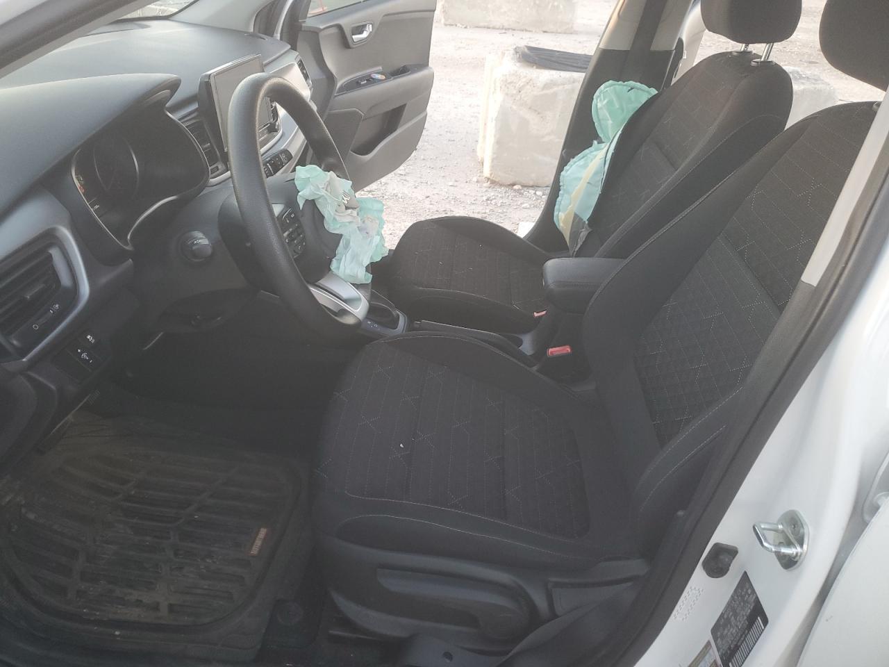 2023 Kia Rio S - Фото 7