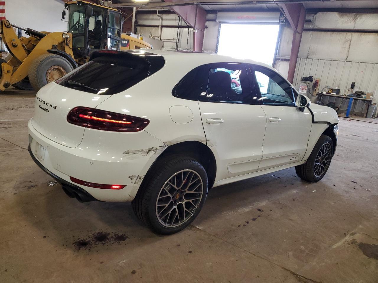 2017 Porsche Macan Gts - Image 3