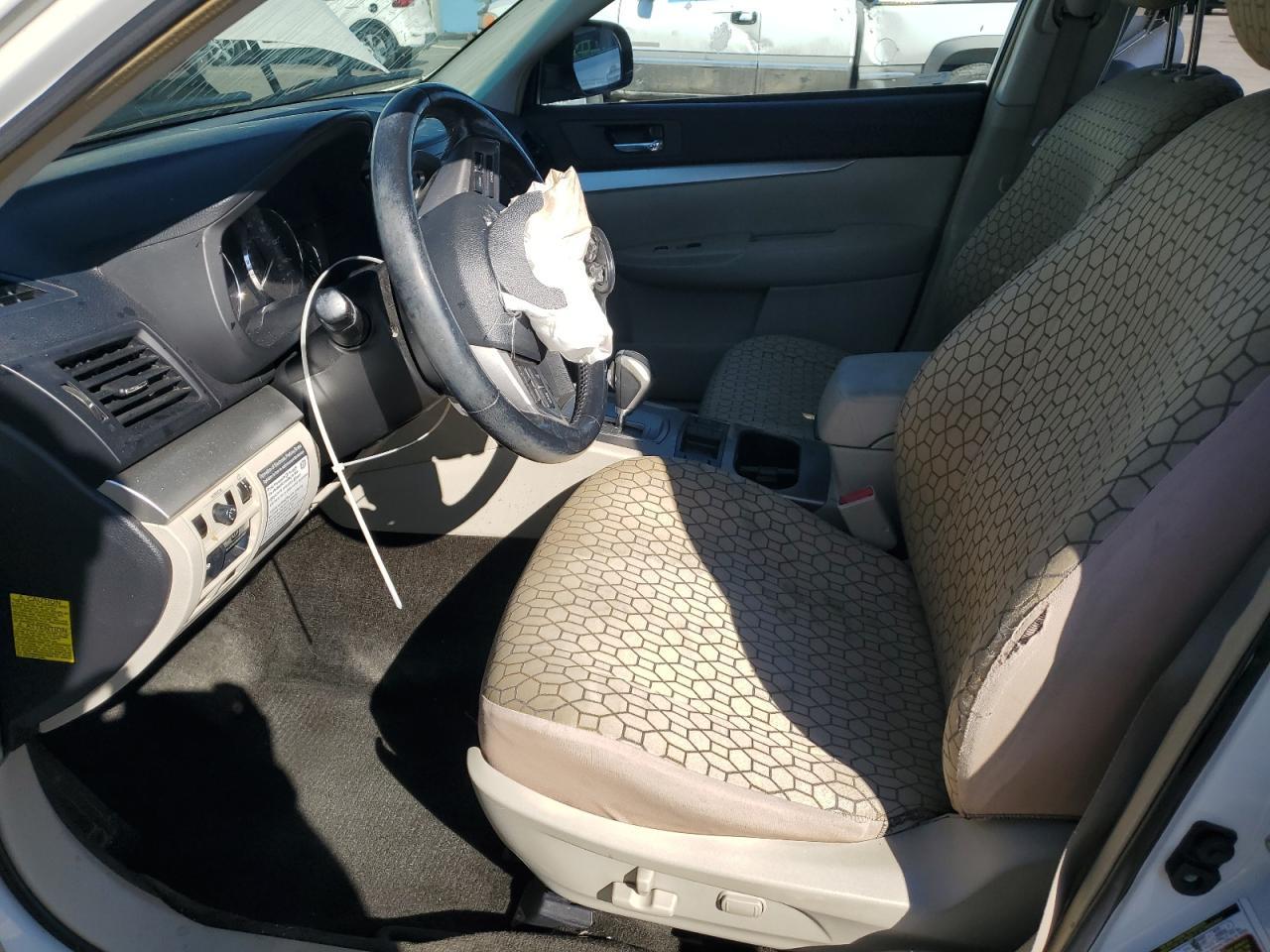 2012 Subaru Outback 2.5I Premium - Фото 7