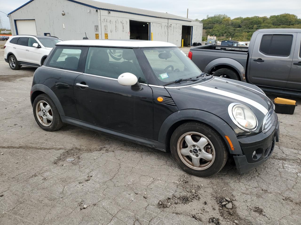 2010 Mini Cooper - Фото 4