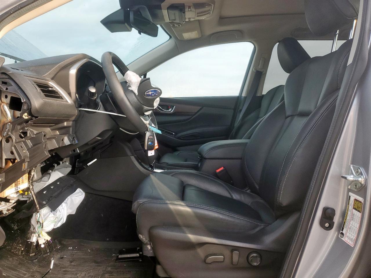 2023 Subaru Ascent Touring - Image 7