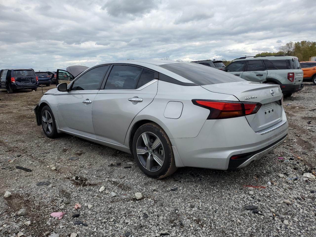 2022 Nissan Altima Sv - Фото 2