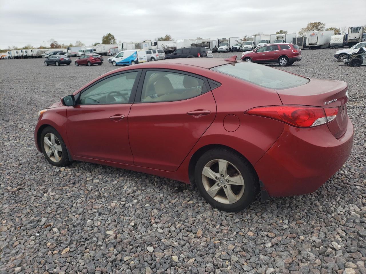 2013 Hyundai Elantra Gls - Фото 2