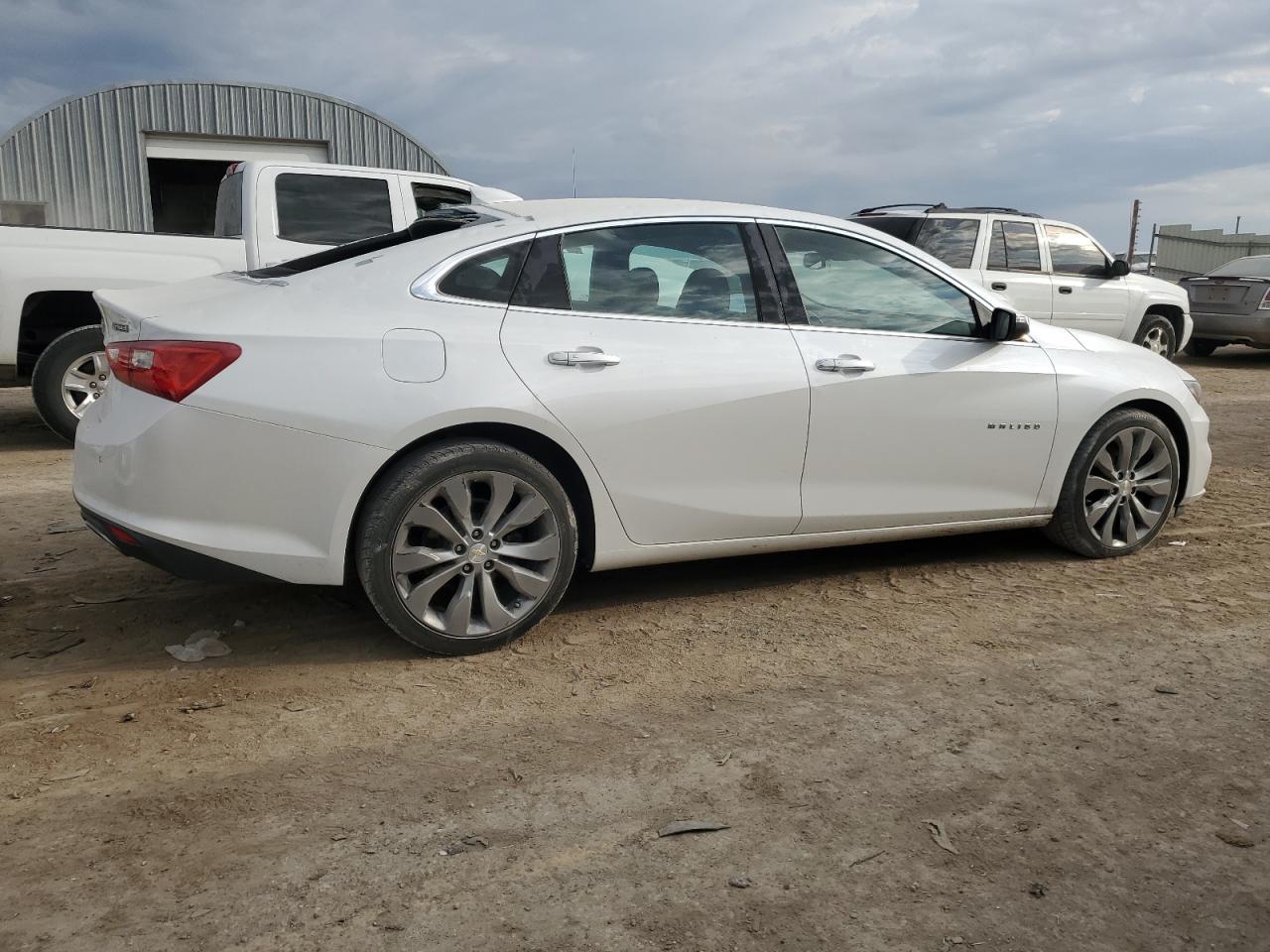 2016 Chevrolet Malibu Premier - Фото 3