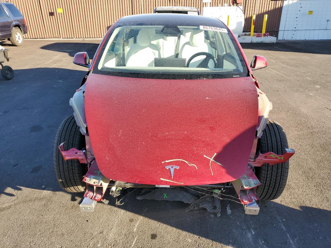 2025 Tesla Model 3 - Image 5