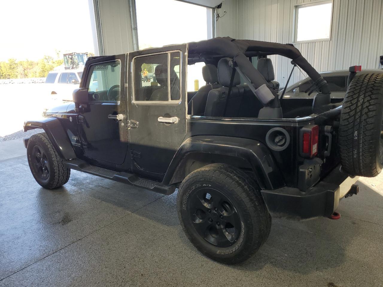 2016 Jeep Wrangler Unlimited Sahara - Фото 2