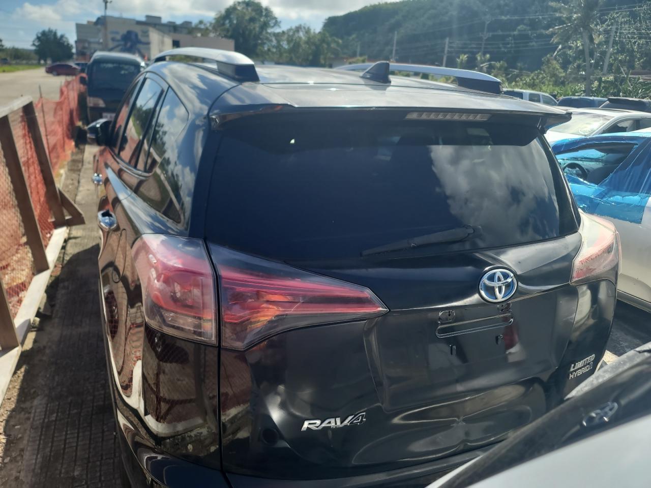 2016 Toyota Rav4 Hv Limited - Image 6