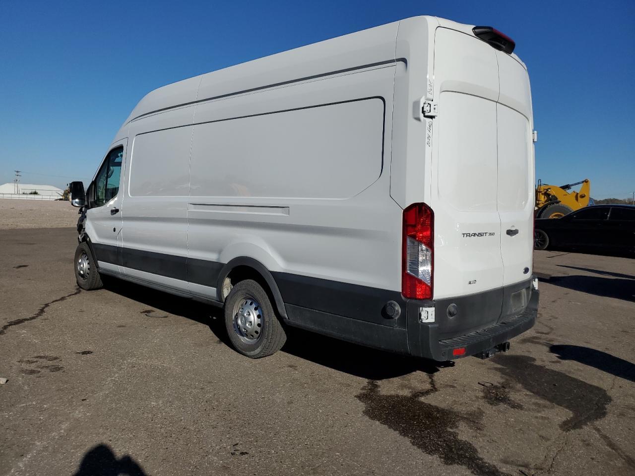2024 Ford Transit T-350 Delivery Van - Фото 2