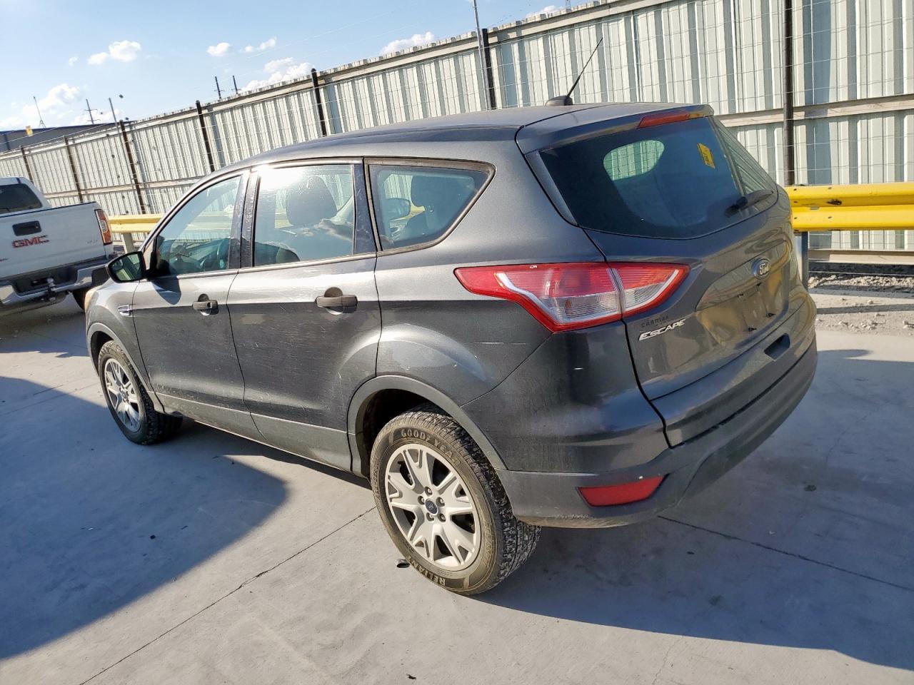 2016 Ford Escape S - Image 2