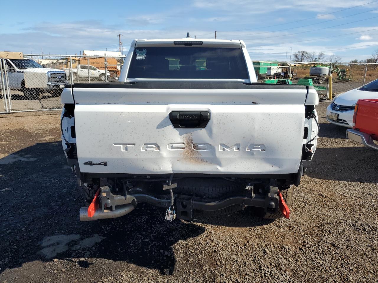 2024 Toyota Tacoma Double Cab - Image 6