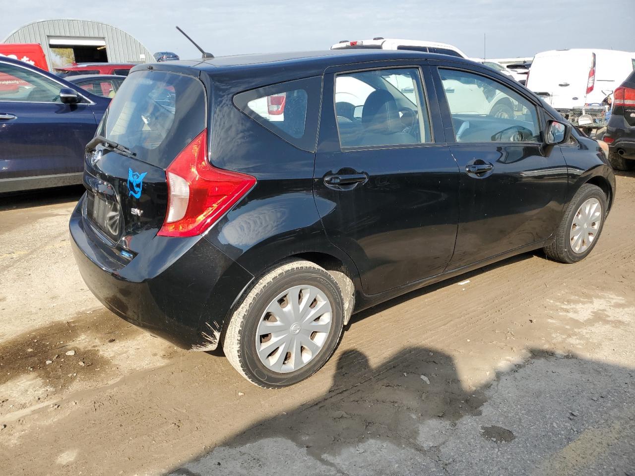 2015 Nissan Versa Note S - Фото 3