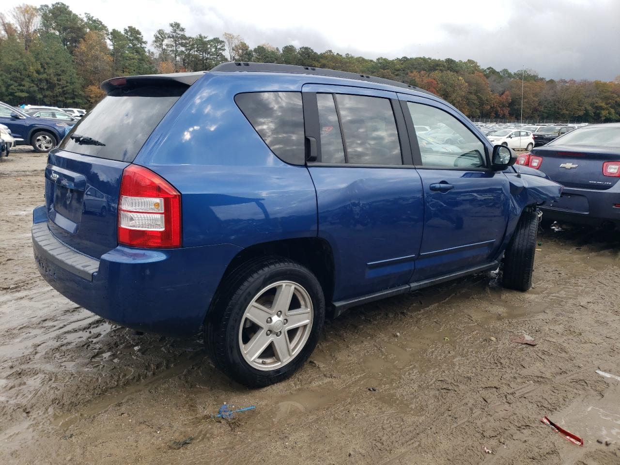 2010 Jeep Compass Sport - Фото 3