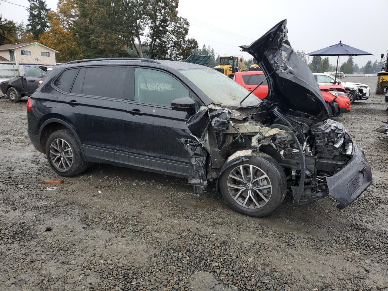 2021 Volkswagen Tiguan S - Фото 4