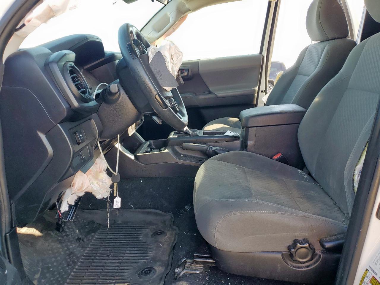 2021 Toyota Tacoma Access Cab - Image 7