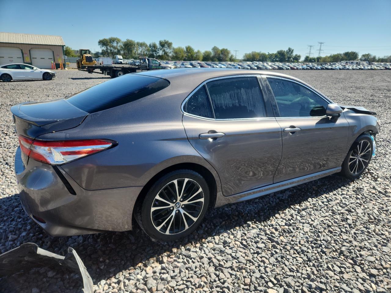 2018 Toyota Camry L - Image 3