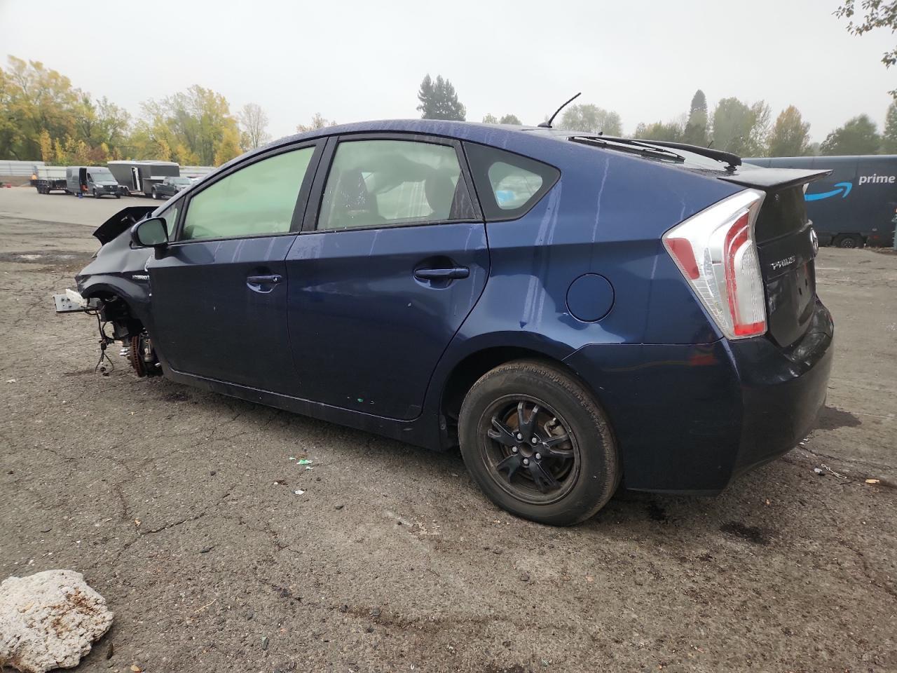 2015 Toyota Prius - Image 2