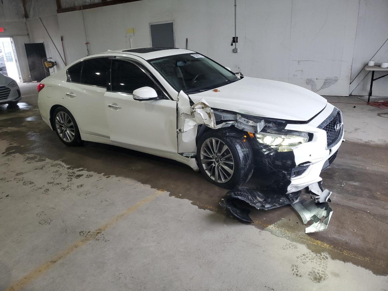 2018 Infiniti Q50 Luxe - Фото 4