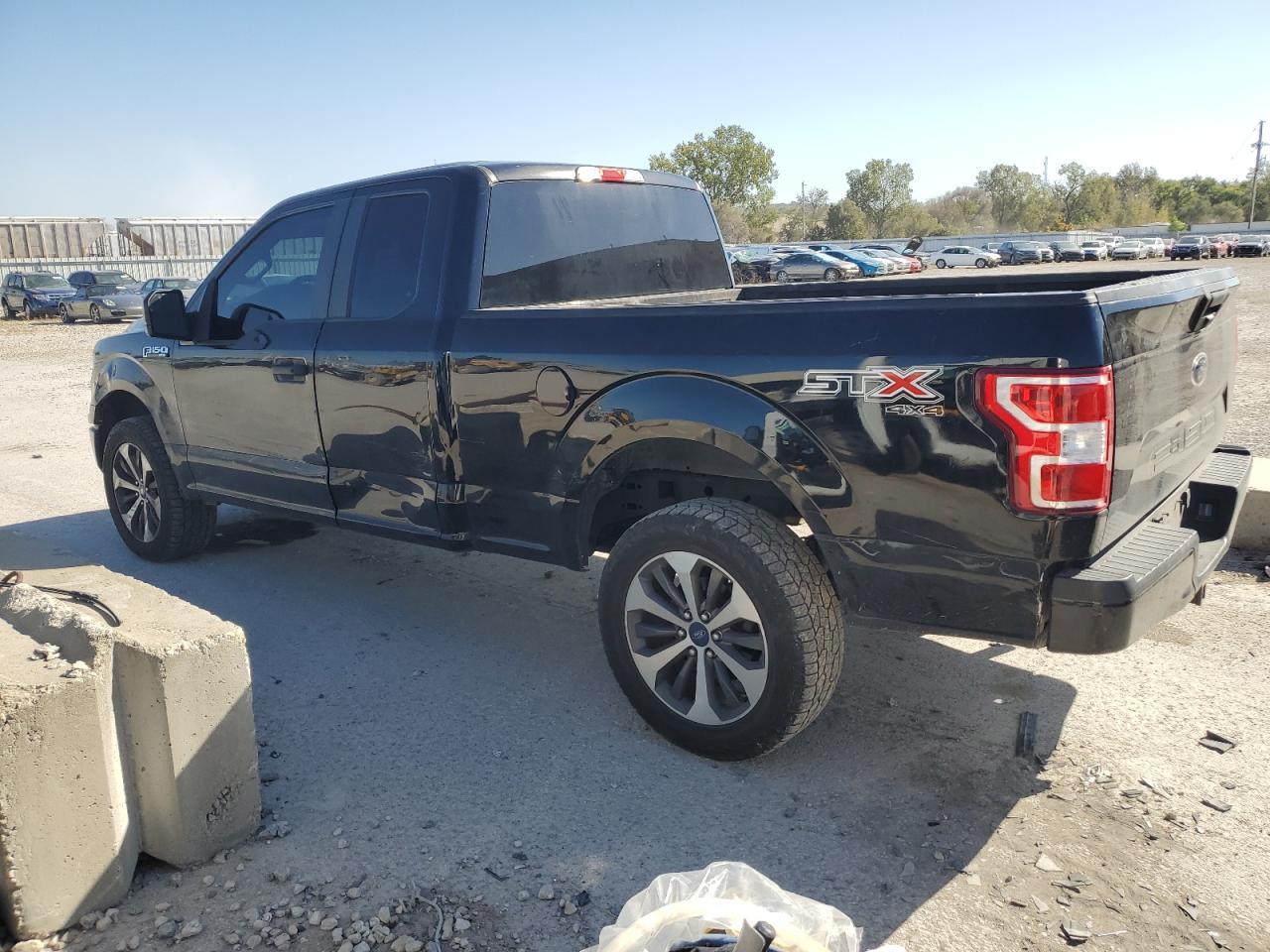 2019 Ford F150 Super Cab - Image 2
