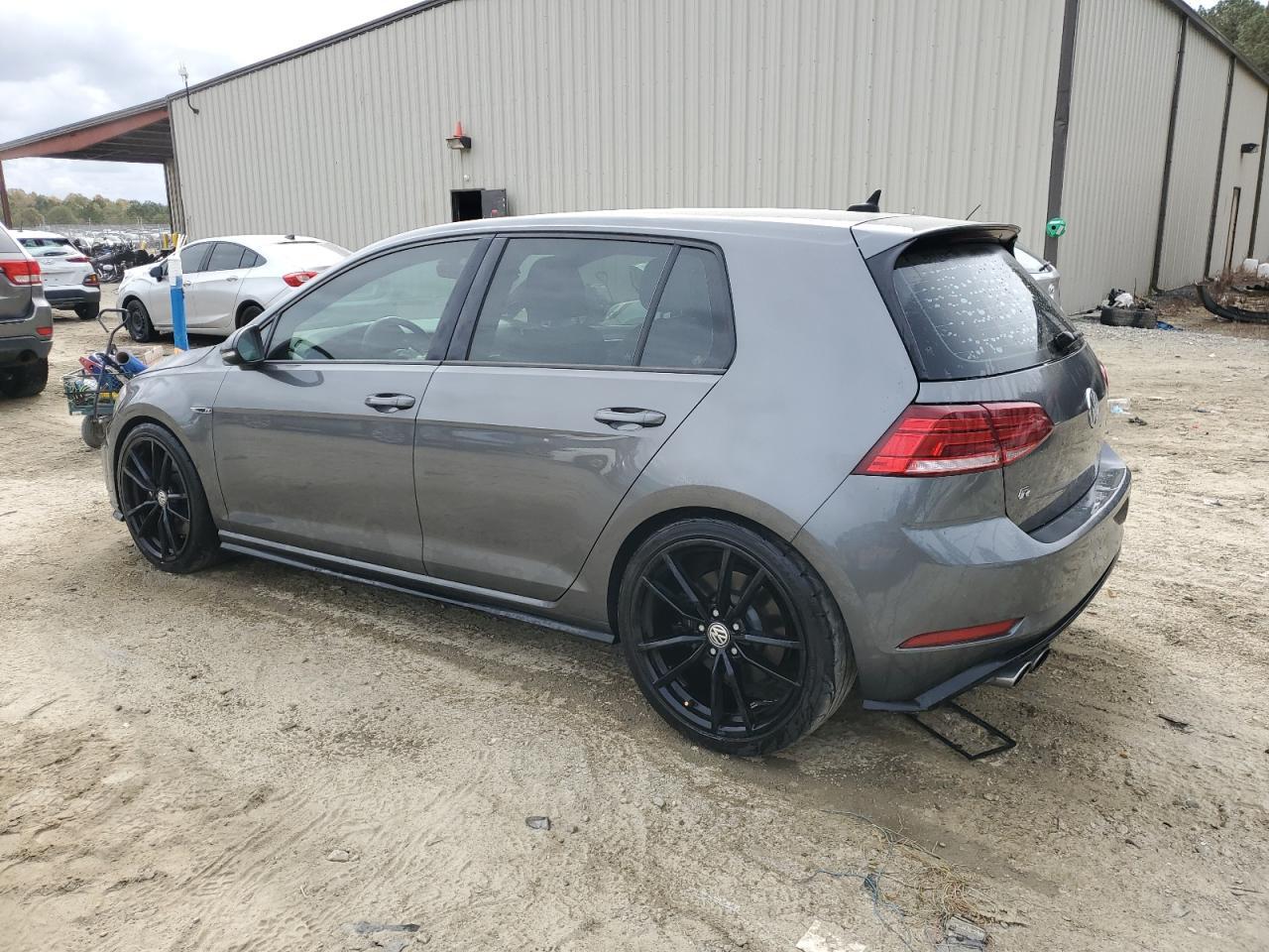 2019 Volkswagen Golf R - Фото 2