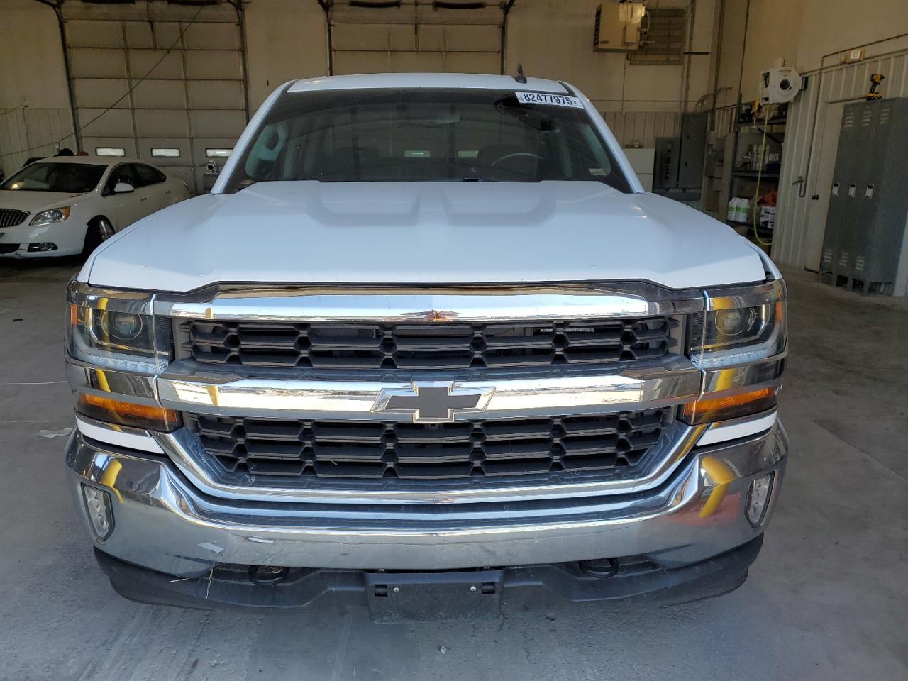 2018 Chevrolet Silverado K1500 Lt - Image 5