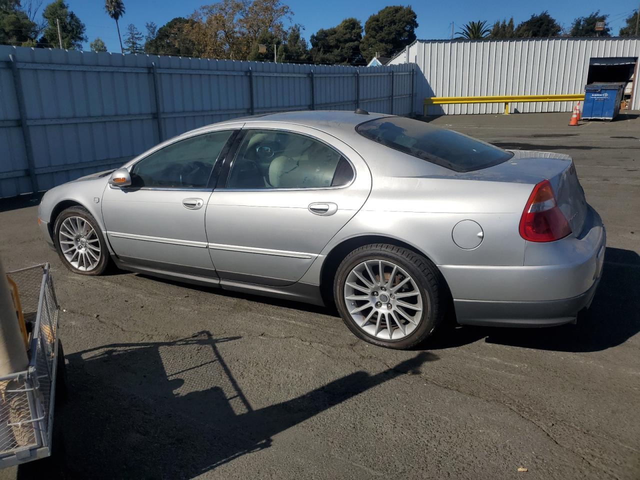 2004 Chrysler 300 - Image 2