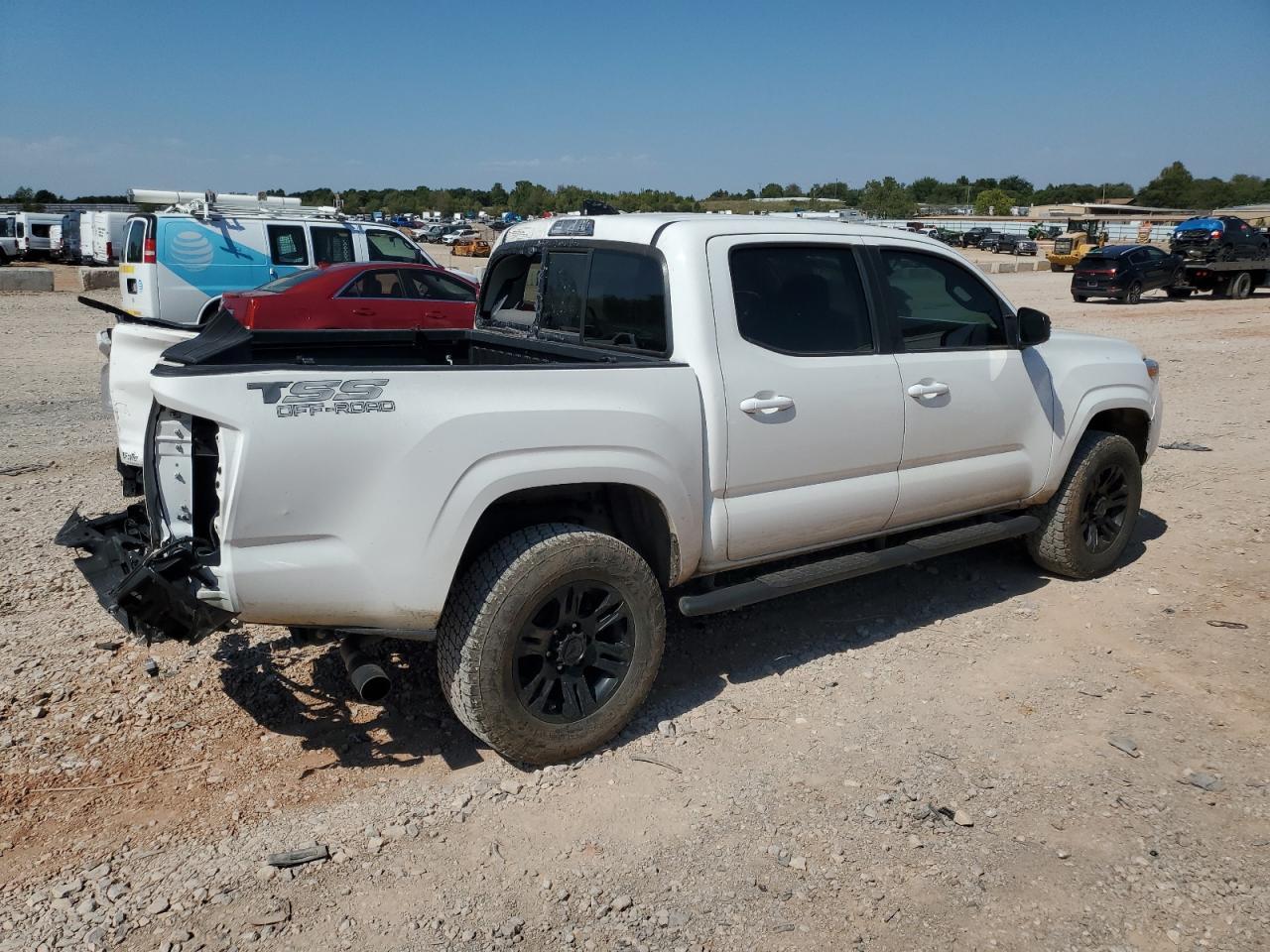 2022 Toyota Tacoma Double Cab - Image 3