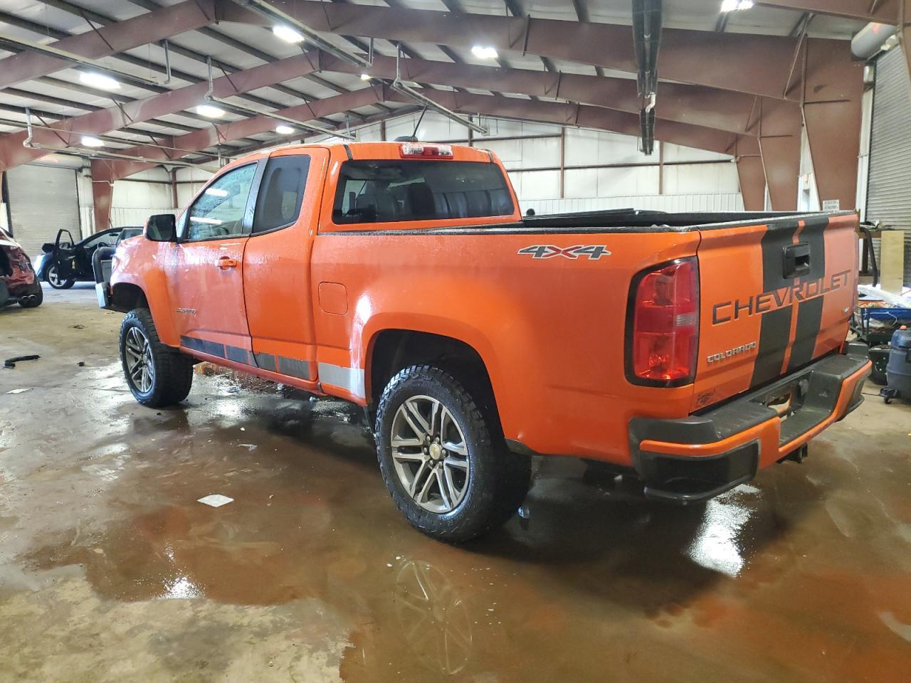 2022 Chevrolet Colorado - Image 2