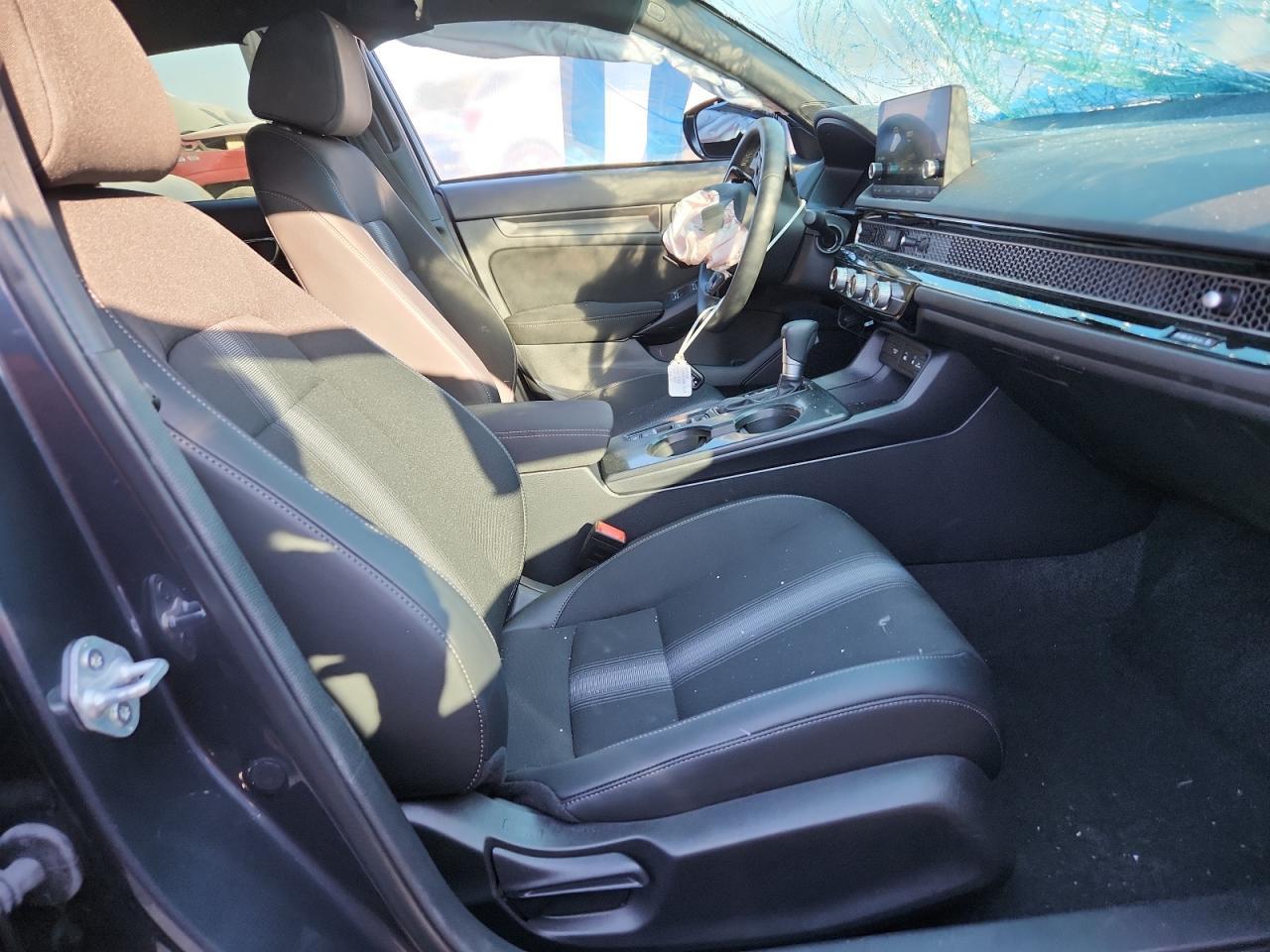 2025 Honda Civic Sport - Image 7