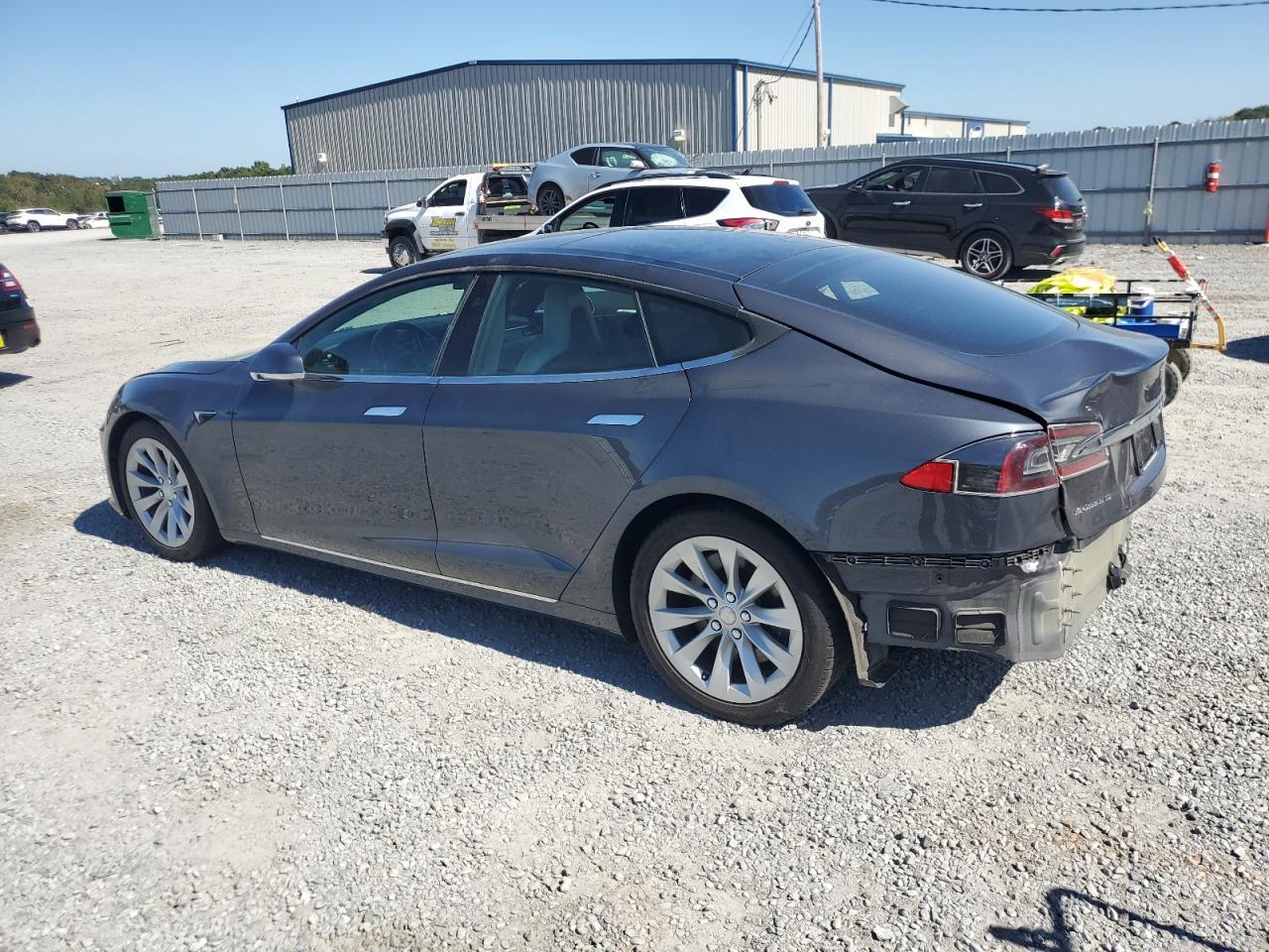 2016 Tesla Model S - Image 2
