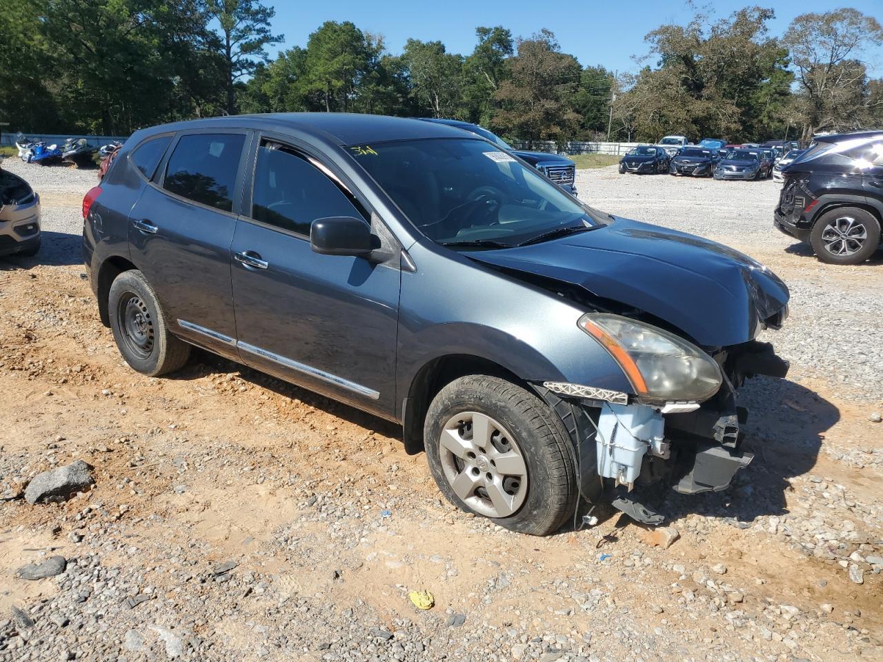2014 Nissan Rogue Select S - Image 4