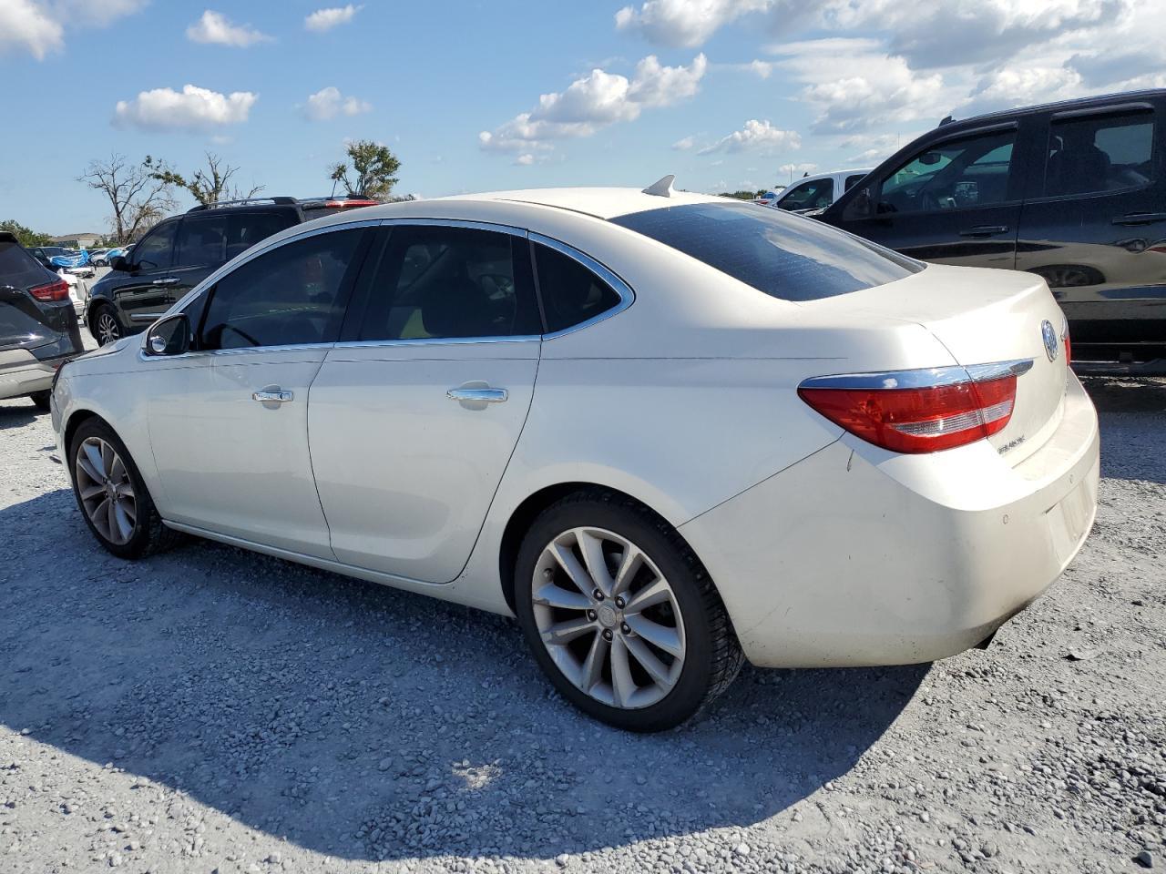 2012 Buick Verano - Image 2