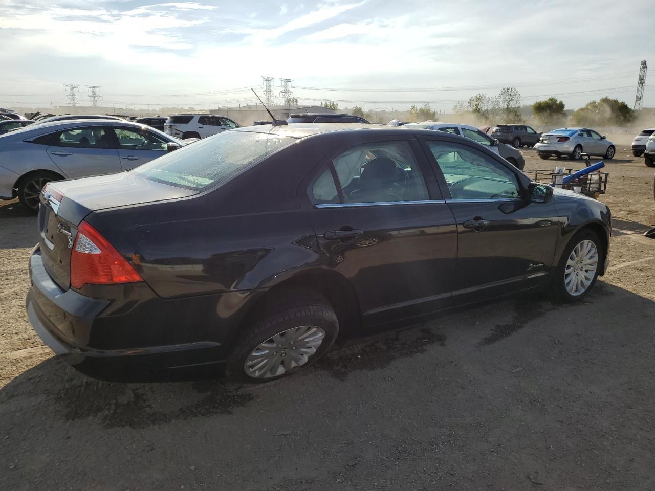 2010 Ford Fusion Hybrid - Image 3