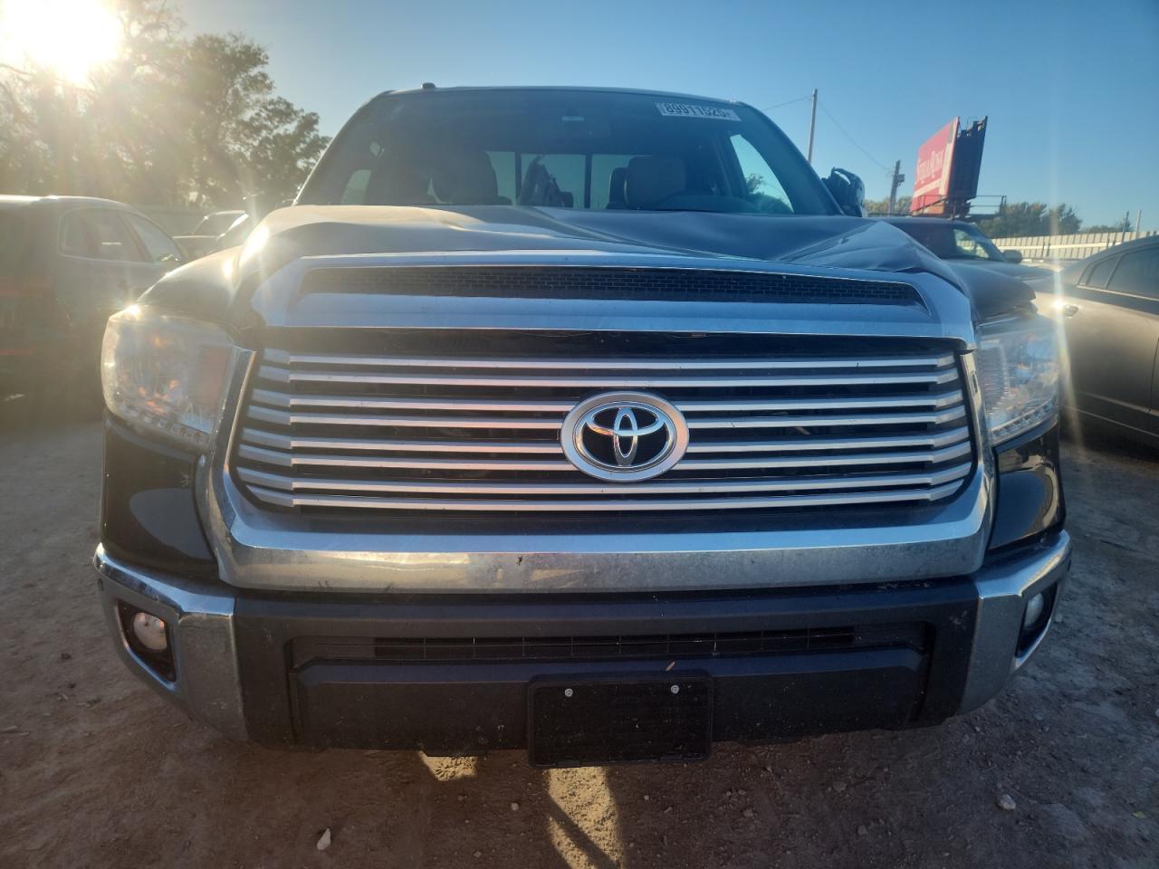 2016 Toyota Tundra Double Cab Limited - Image 5