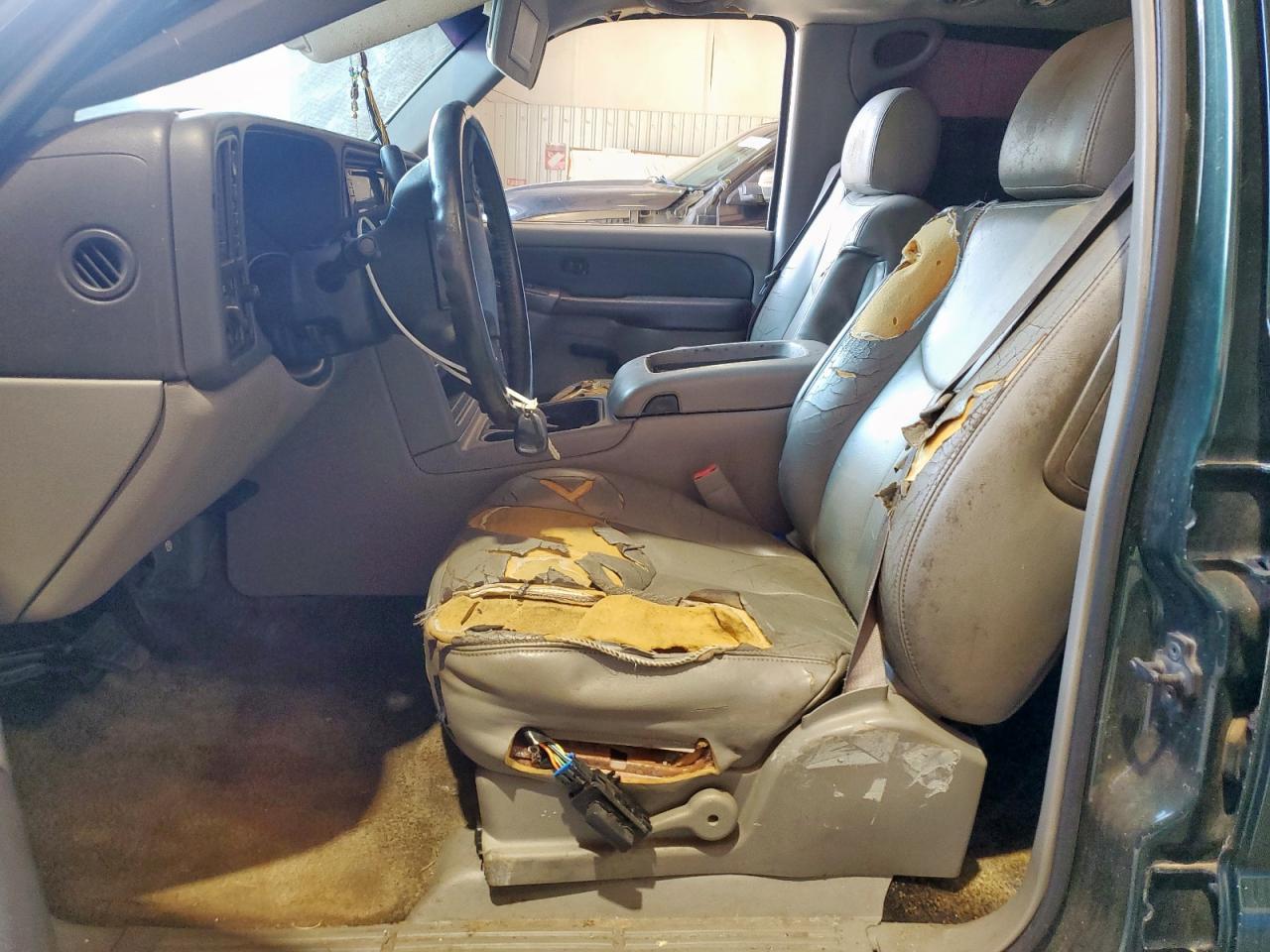 2003 Chevrolet Suburban K1500 - Фото 7