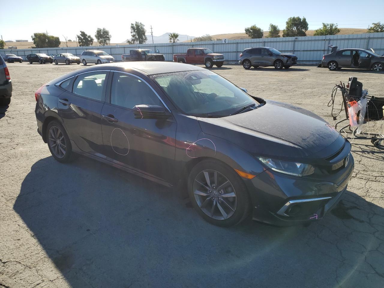 2019 Honda Civic Ex - Image 4