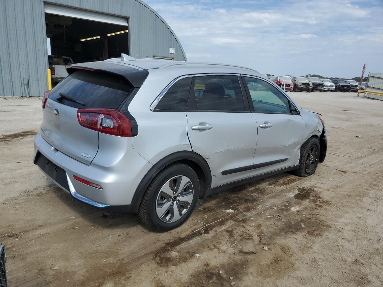 2018 Kia Niro Ex - Фото 3