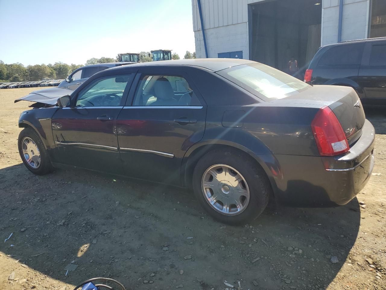 2006 Chrysler 300 Touring - Фото 2