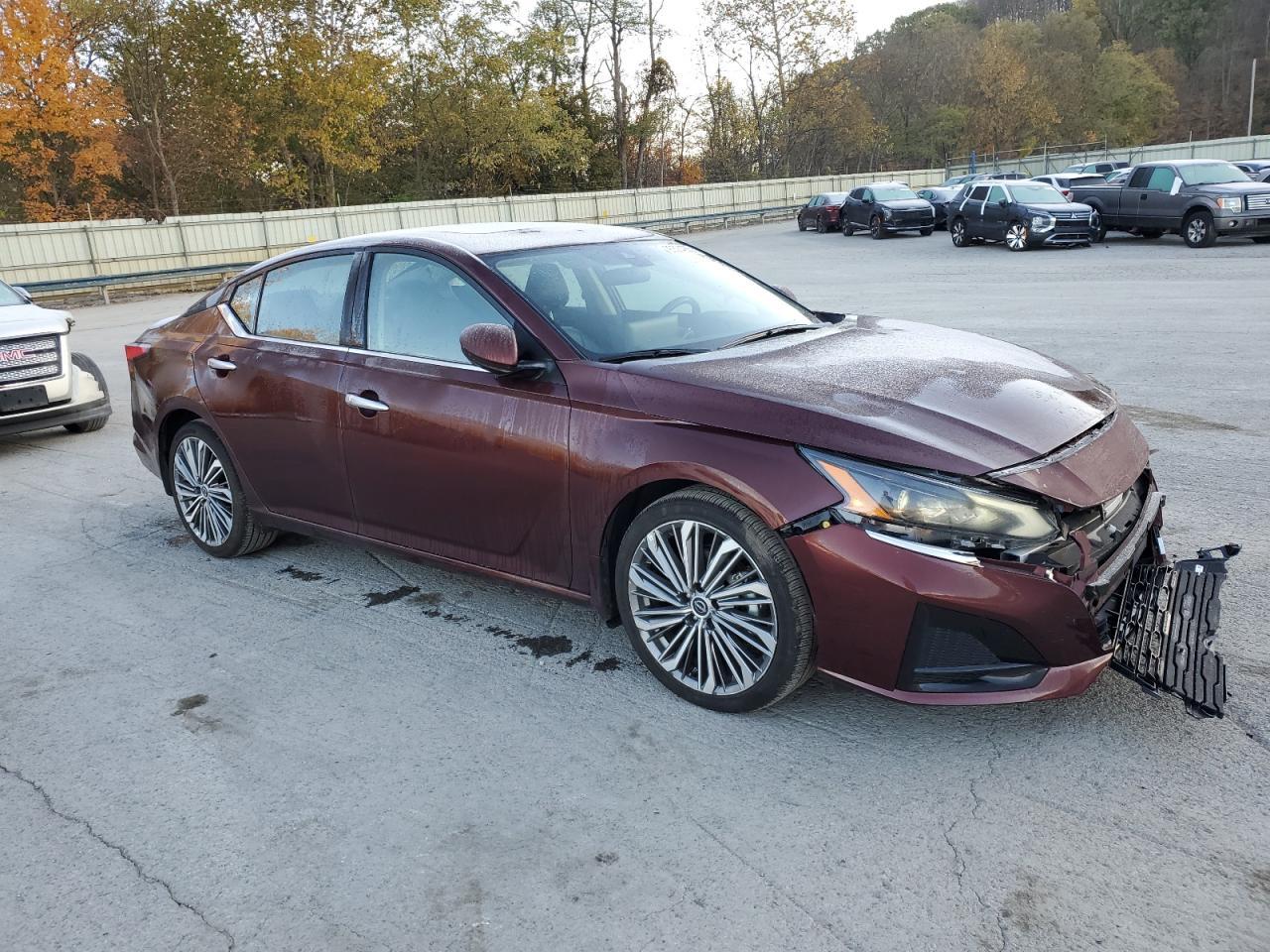 2024 Nissan Altima Sl - Image 4