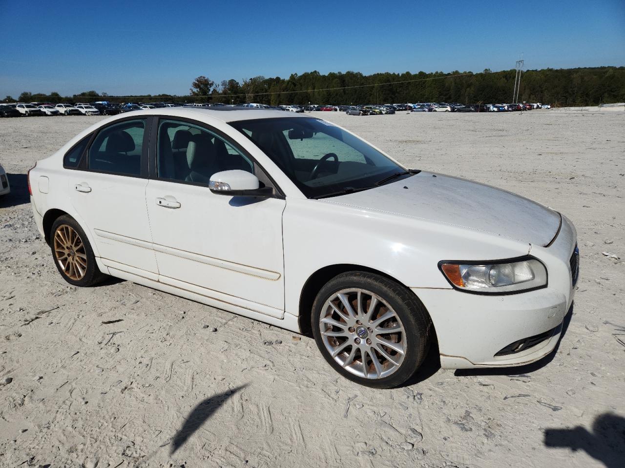 2010 Volvo S40 2.4I - Фото 4