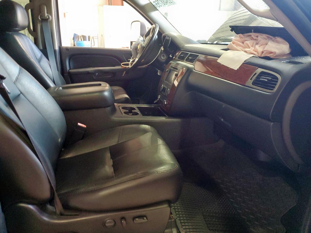 2011 Chevrolet Silverado K2500 Heavy Duty Ltz - Image 7