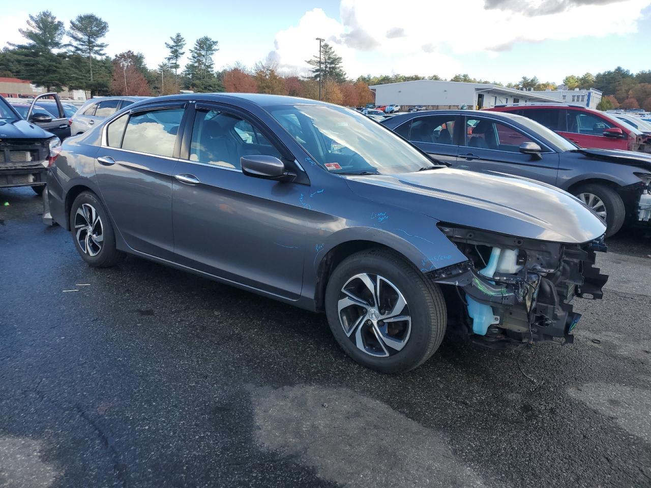 2017 Honda Accord Lx - Фото 4