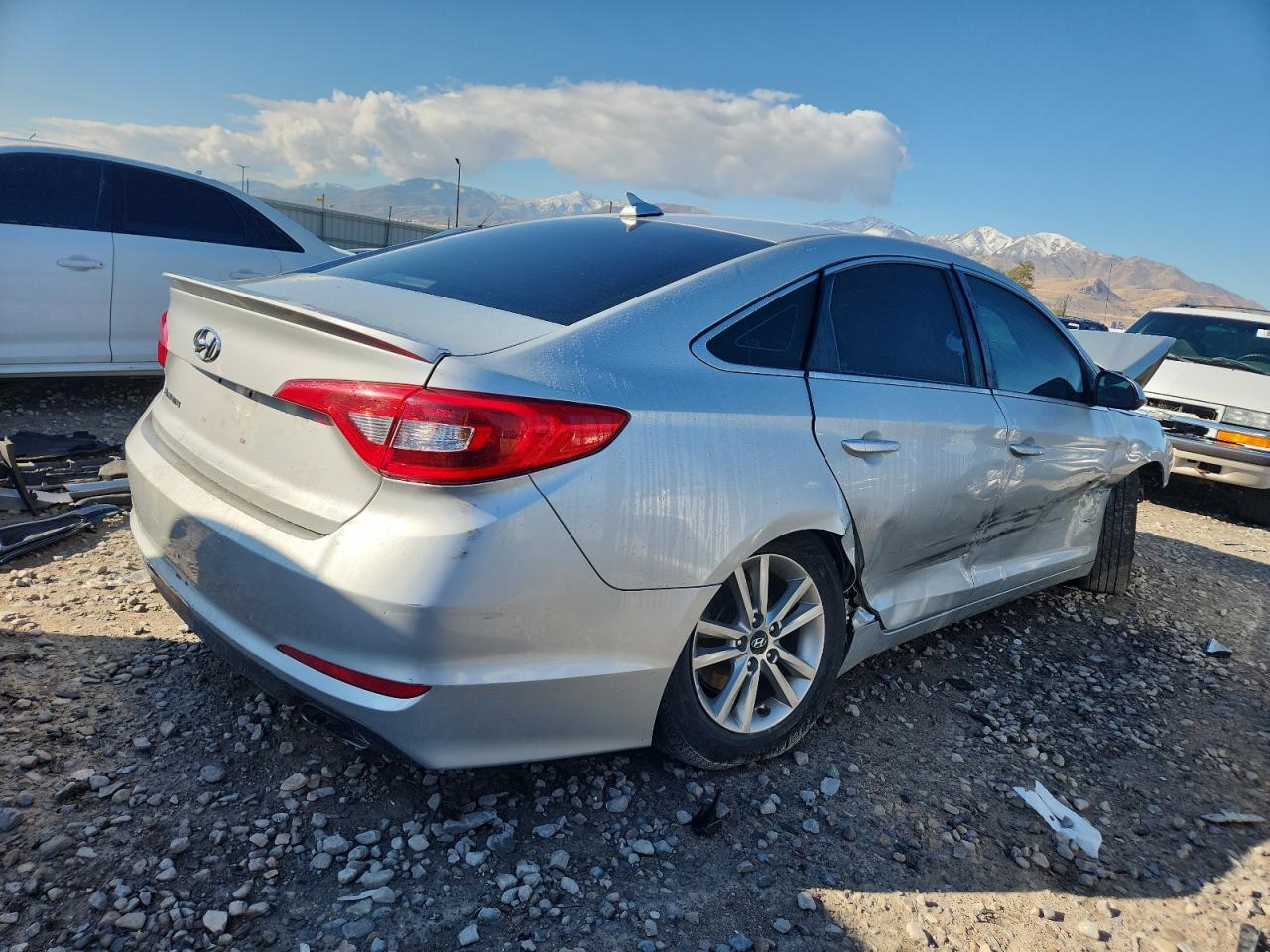 2017 Hyundai Sonata Se - Фото 3